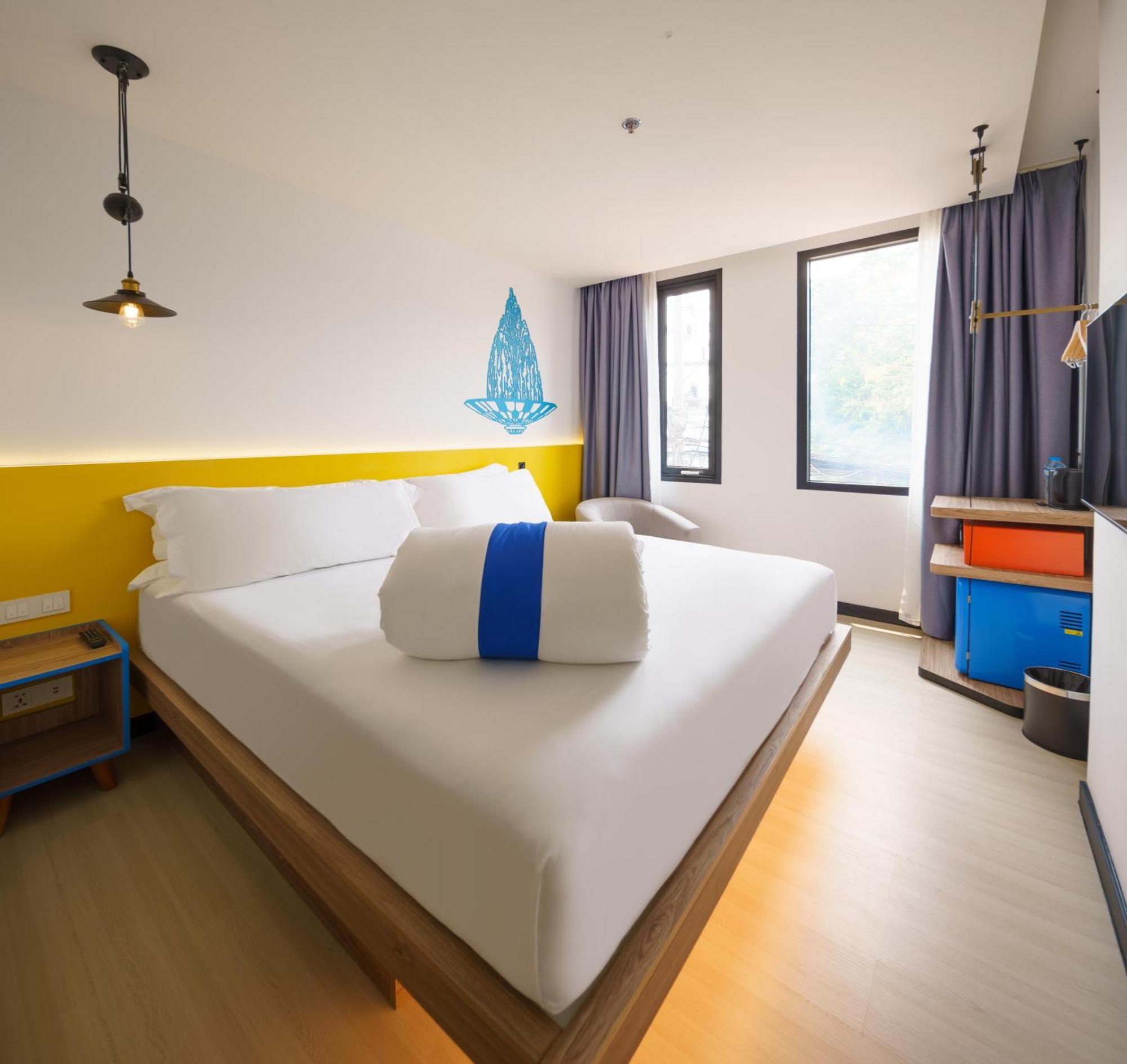 Cosi Vientiane Nam Phu Hotel Екстериор снимка